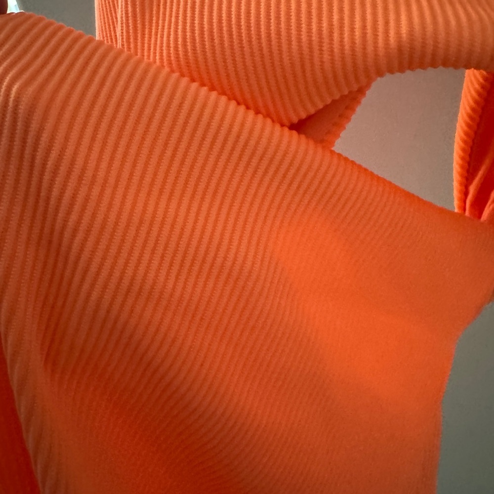 Sweaty Betty Passion Coral Cutout Swimsuit - Picture 4 of 10